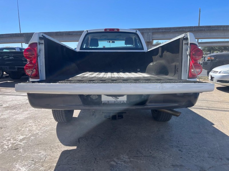 Dodge Ram 1500 Vehicle Image 11