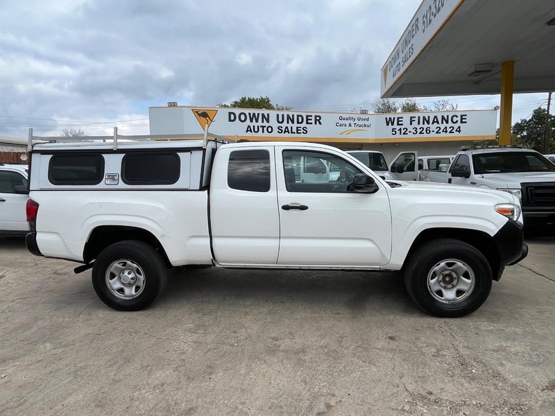 Toyota Tacoma 2WD Vehicle Image 03