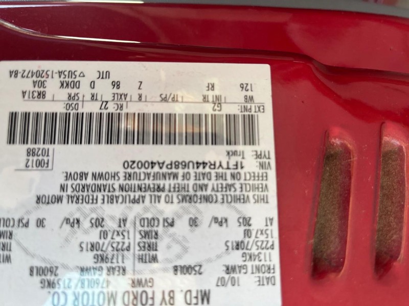 Ford Ranger Vehicle Full-screen Gallery Image 12