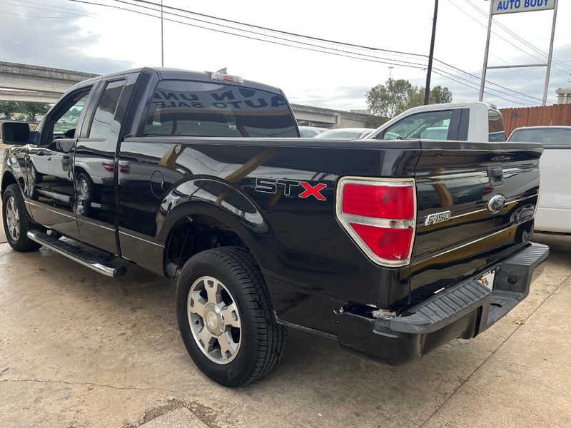 2010 Ford F-150 STX photo 4