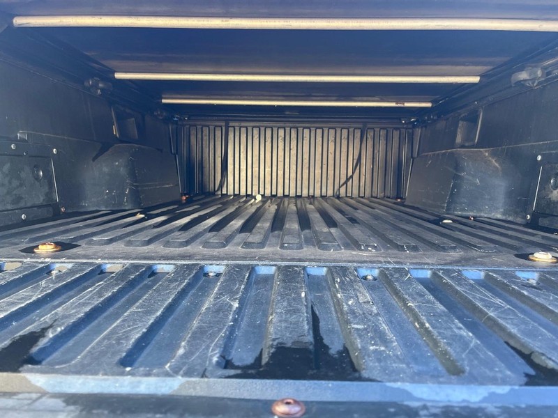 Toyota Tacoma Vehicle Image 09