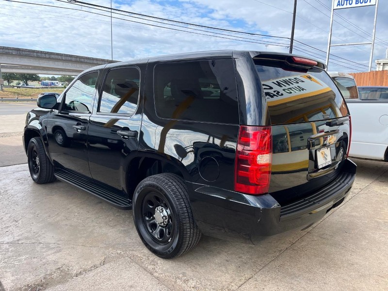 Chevrolet Tahoe Vehicle Full-screen Gallery Image 06