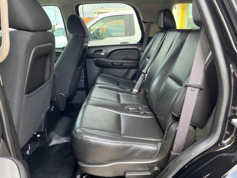 Chevrolet Tahoe Vehicle Full-screen Gallery Image 08