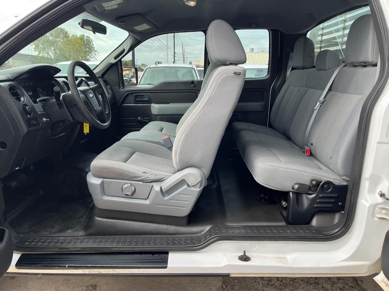 Ford F-150 Vehicle Image 09