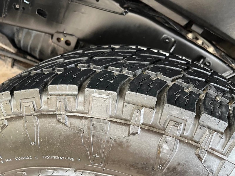 Toyota Tacoma Vehicle Image 12