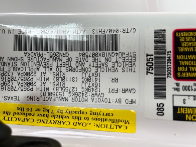 Toyota Tacoma Vehicle Image 14