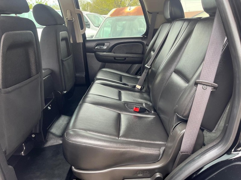 Chevrolet Tahoe Vehicle Image 10