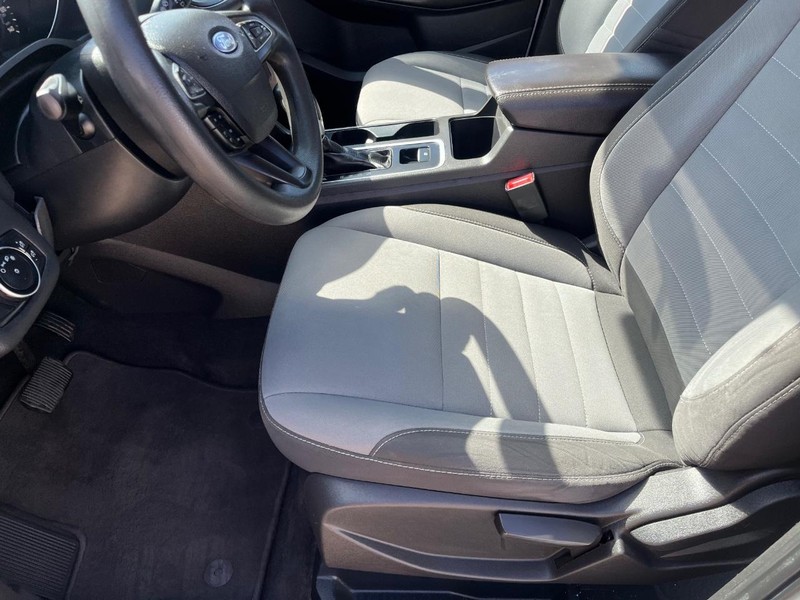 Ford Escape Vehicle Image 07