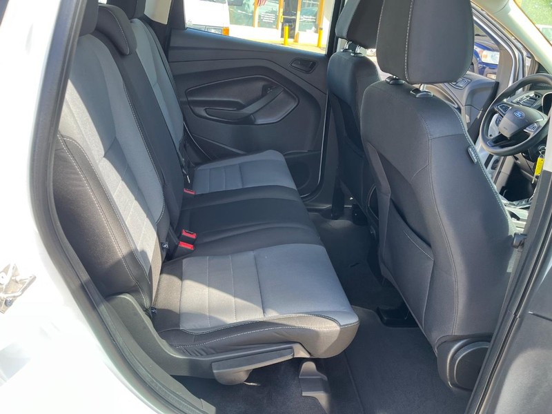 Ford Escape Vehicle Image 11