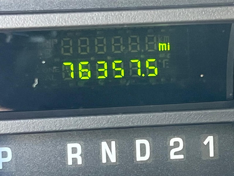 Ford Econoline Cargo Van Vehicle Image 12