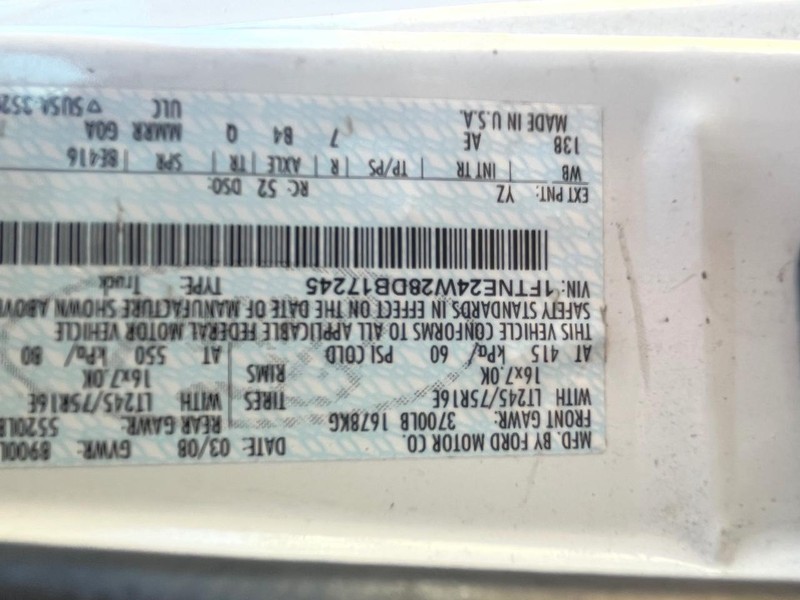 Ford Econoline Wagon Vehicle Image 09