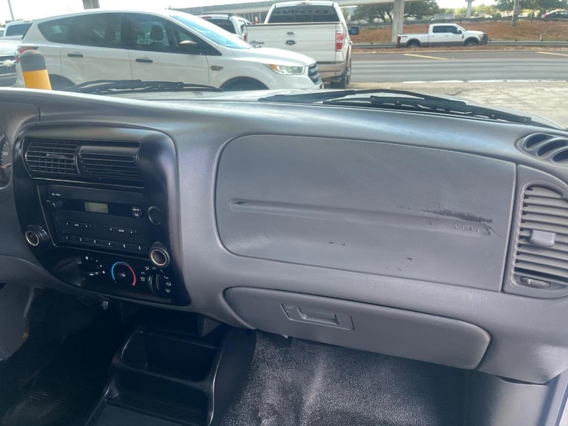 Ford Ranger Vehicle Image 09