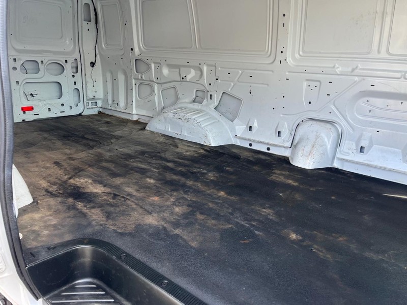 Ford Econoline Cargo Van Vehicle Image 07
