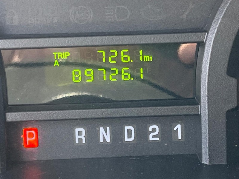 Ford Econoline Cargo Van Vehicle Image 10