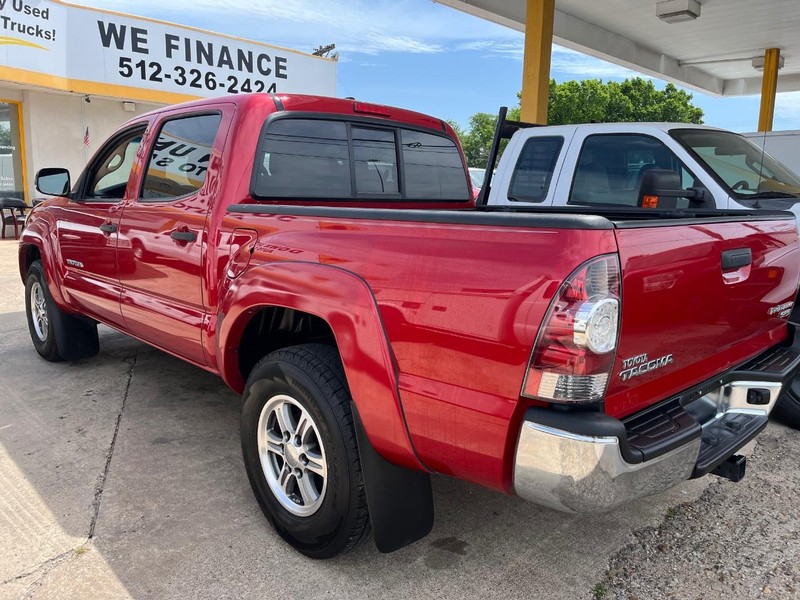 Toyota Tacoma Vehicle Image 07