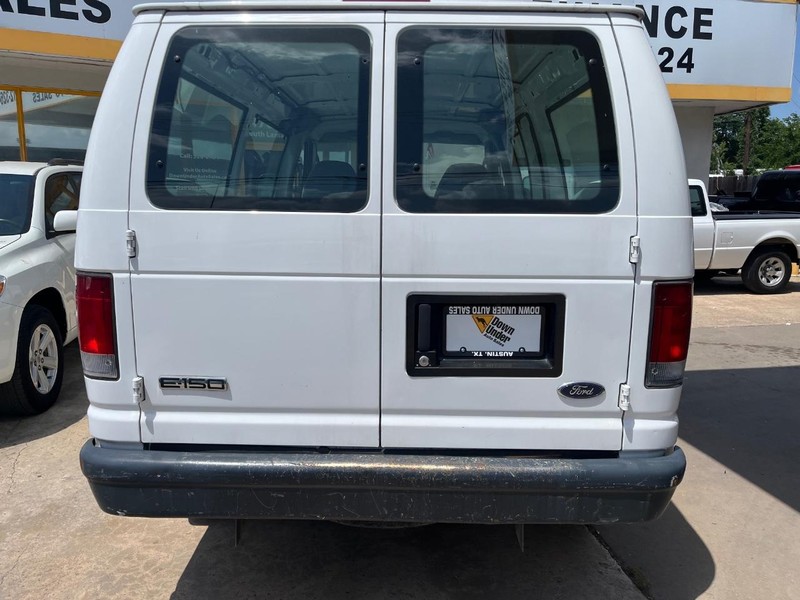 Ford Econoline Cargo Van Vehicle Image 05