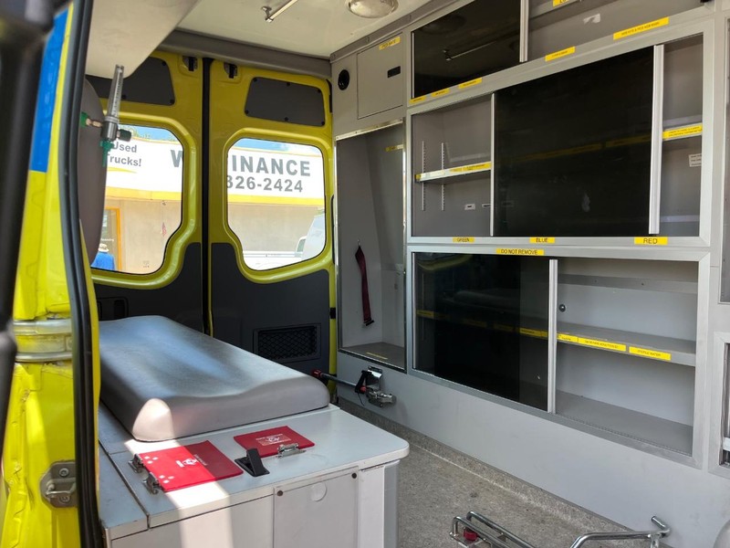 Dodge Sprinter Vehicle Image 09