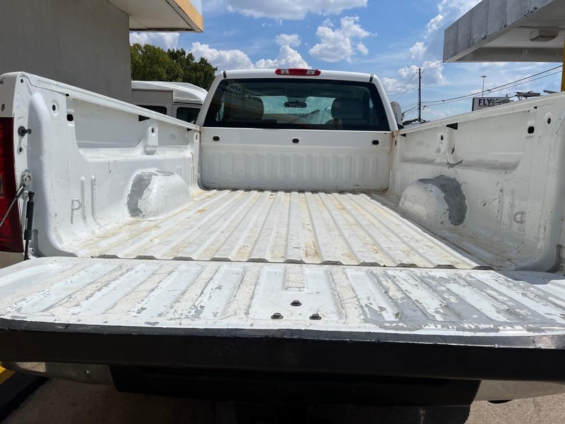 Chevrolet Silverado 2500HD Vehicle Image 10
