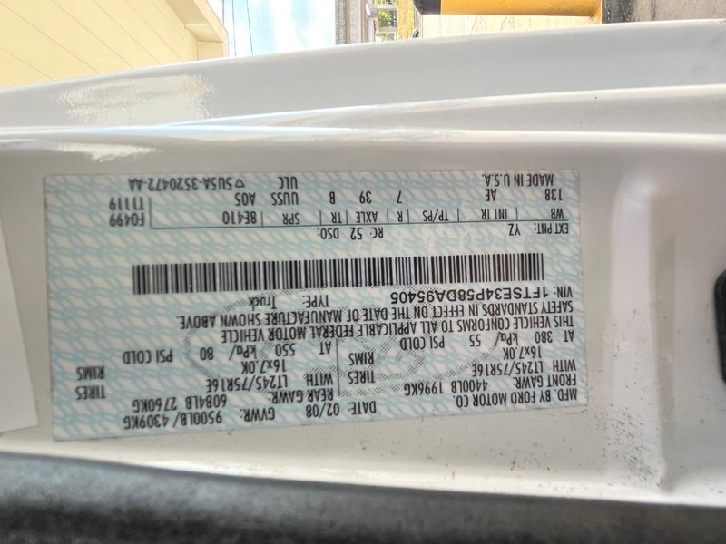 Ford Econoline Cargo Van Vehicle Image 14