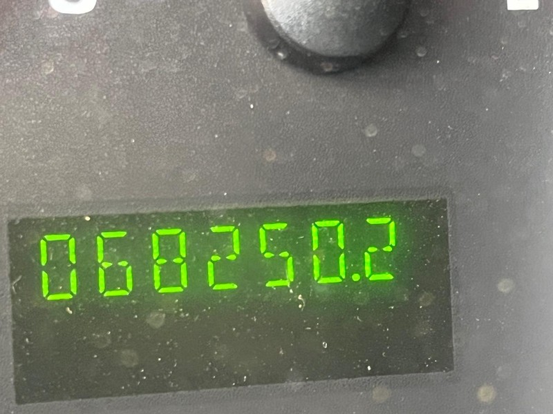 Ford Econoline Wagon Vehicle Image 06