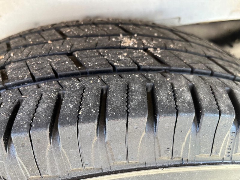 Ford Econoline Wagon Vehicle Image 10