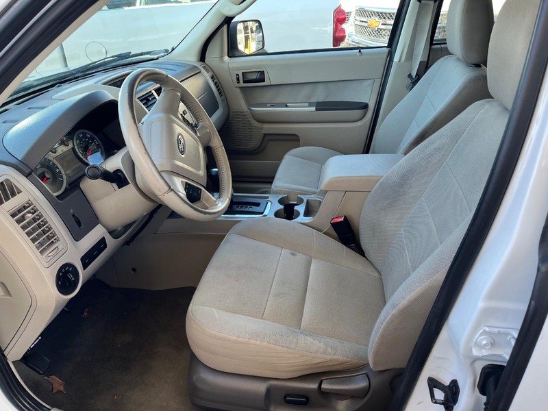 Ford Escape Vehicle Image 07