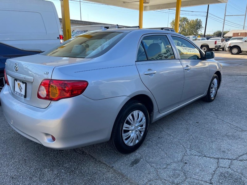 Toyota Corolla Vehicle Image 04