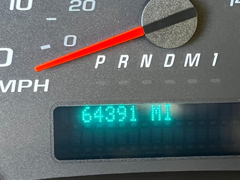 Chevrolet Express Passenger Vehicle Image 13