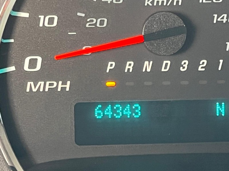 Chevrolet Express Passenger Vehicle Image 14