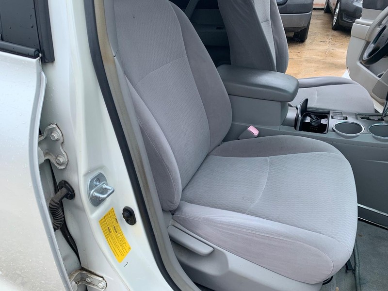 Toyota Highlander Vehicle Image 09