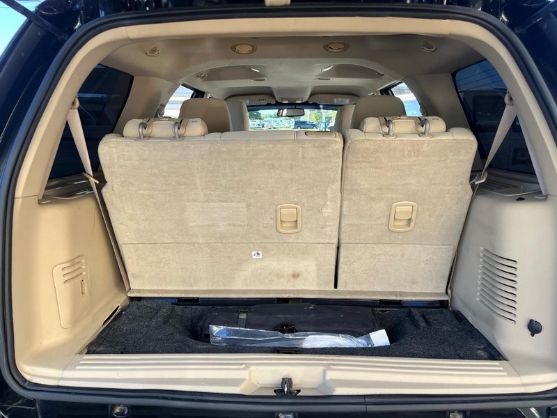 Ford Expedition Vehicle Image 09