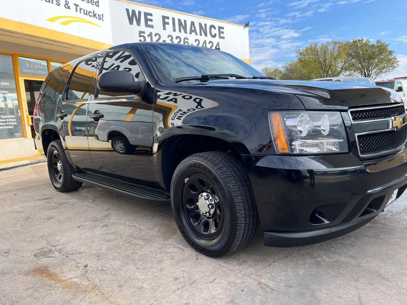 Chevrolet Tahoe Vehicle Image 03