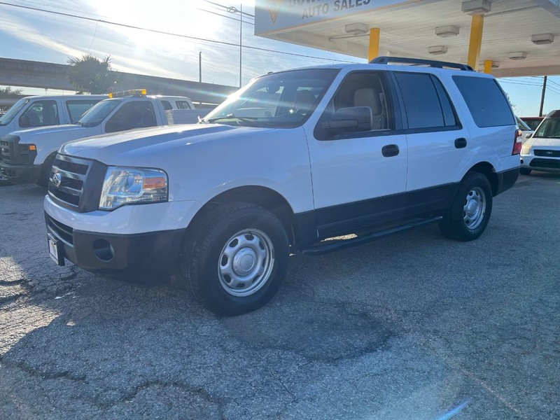 Ford Expedition Vehicle Image 03