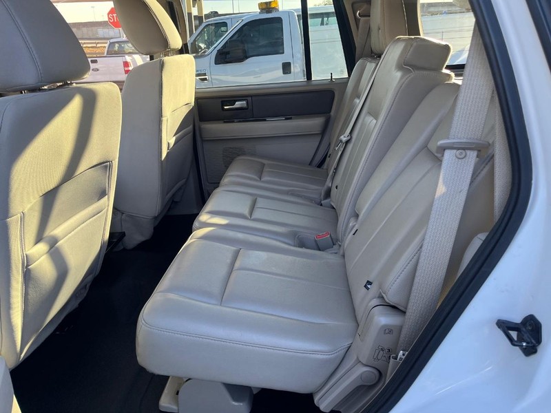 Ford Expedition Vehicle Image 08