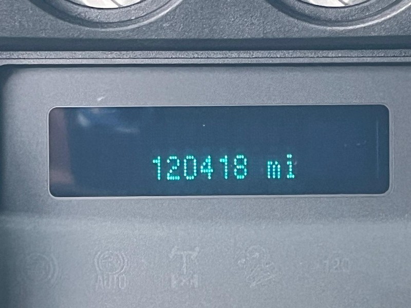 Ford Super Duty F-250 SRW Vehicle Image 13