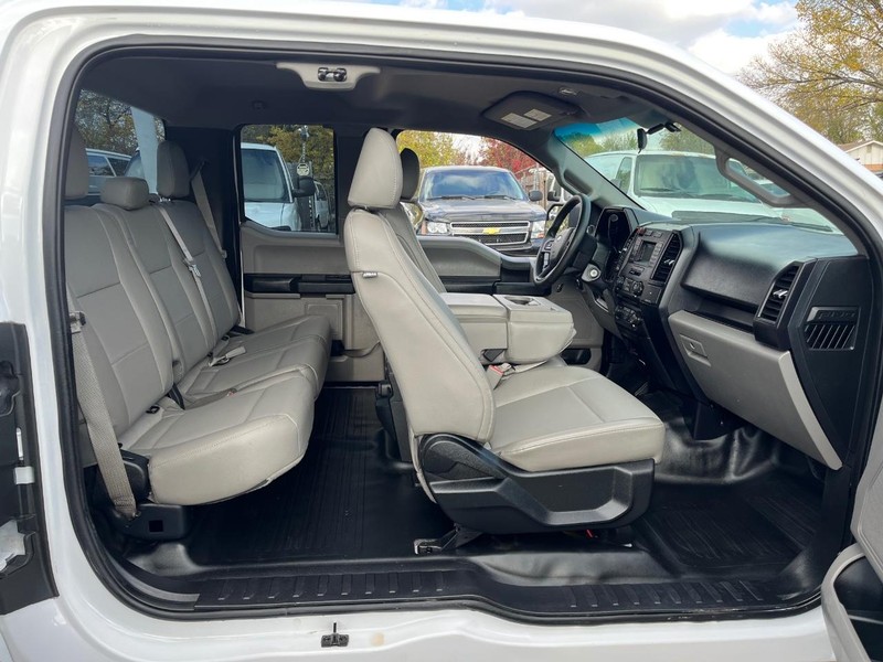 Ford F-150 Vehicle Image 09