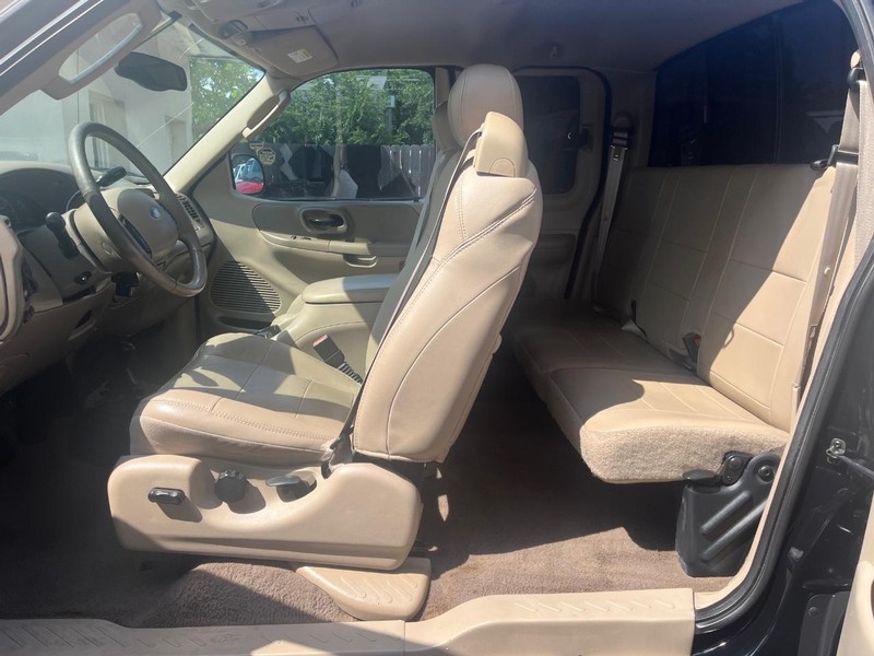 Ford F-150 Vehicle Image 08