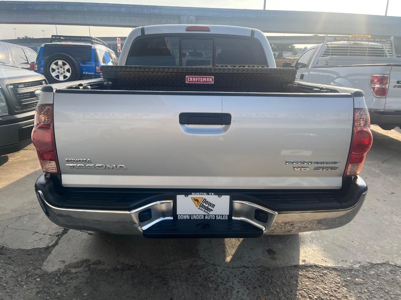 Toyota Tacoma Vehicle Image 06