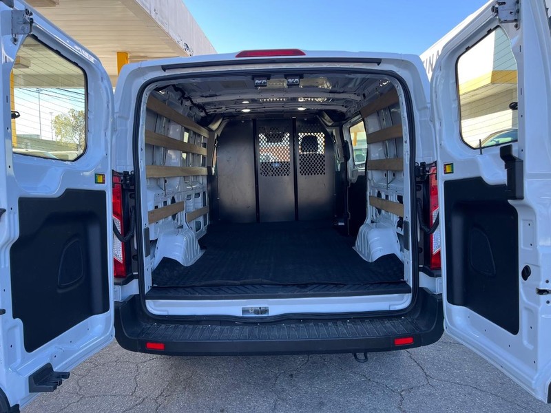 Ford Transit Cargo Van Vehicle Full-screen Gallery Image 09