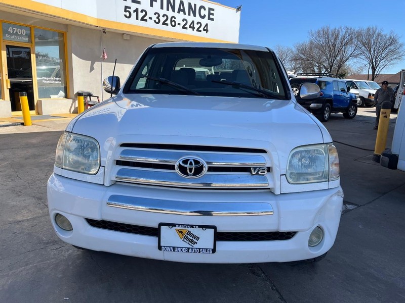 Toyota Tundra Vehicle Image 02