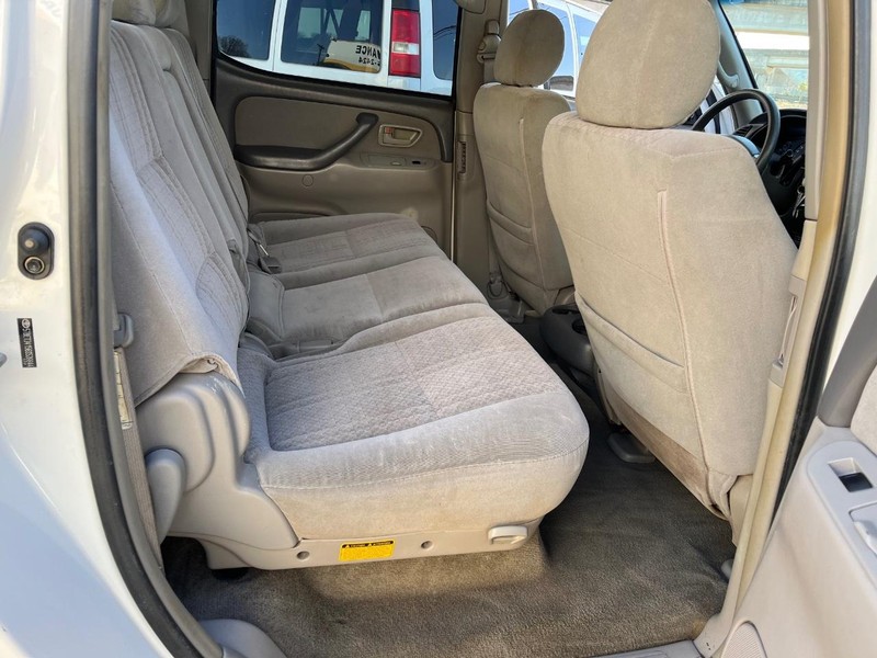 Toyota Tundra Vehicle Image 08