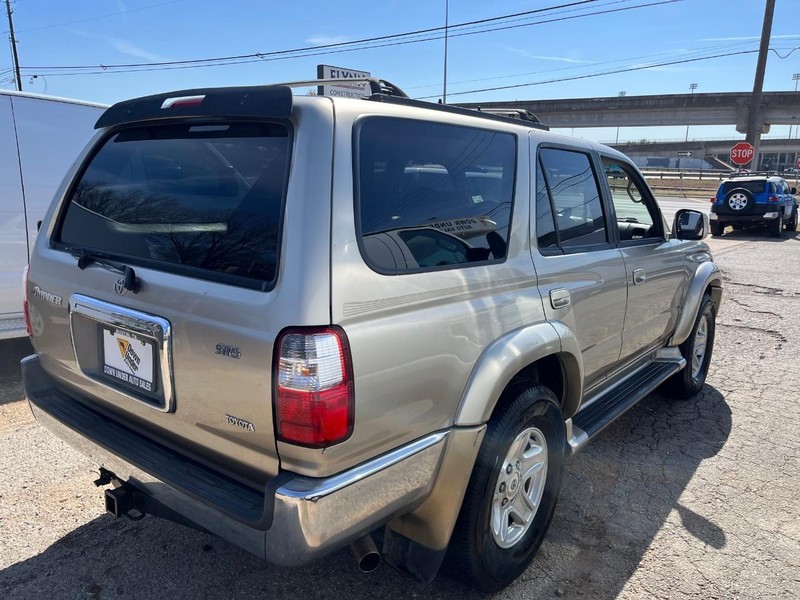 Toyota 4Runner Vehicle Image 04