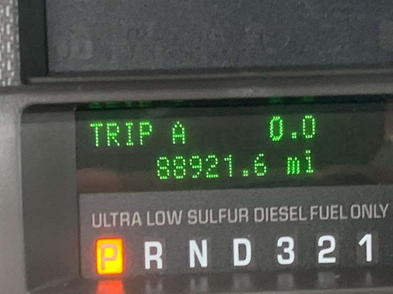 Ford Super Duty F-450 DRW Vehicle Image 16