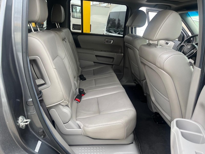 Honda Pilot Vehicle Image 10