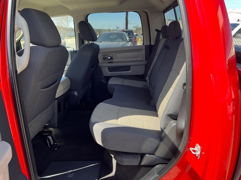 Dodge Ram 1500 Vehicle Image 11