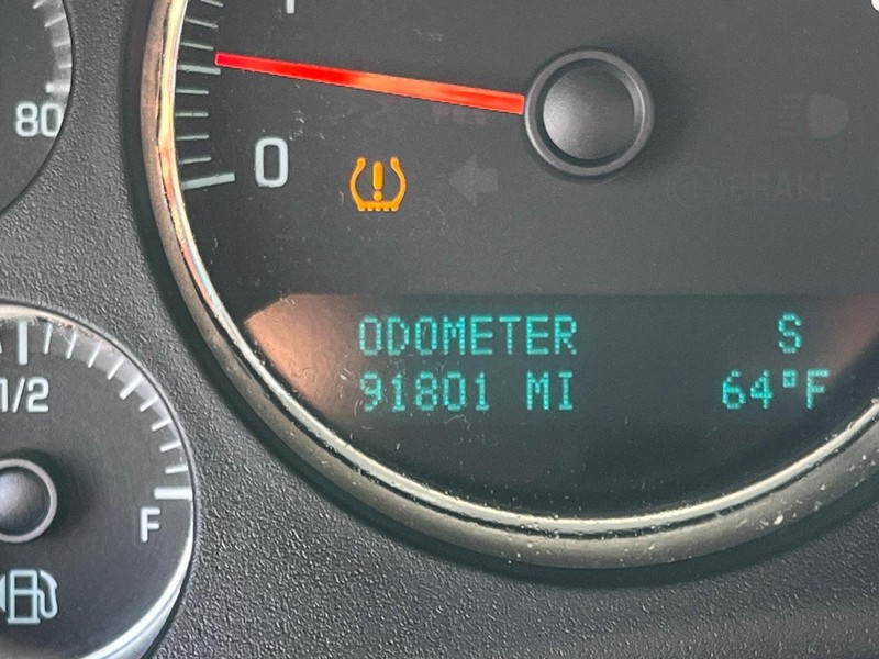 Chevrolet Tahoe Vehicle Image 13