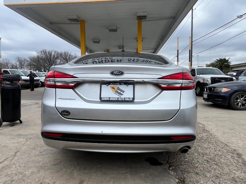 Ford Fusion Vehicle Image 05