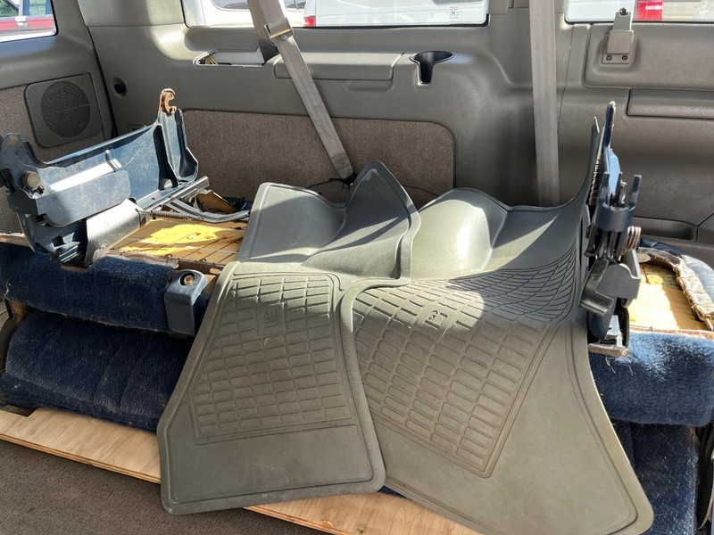 Chevrolet Astro Passenger Vehicle Image 08