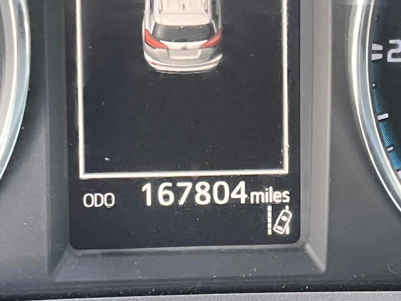 Toyota RAV4 Vehicle Image 14