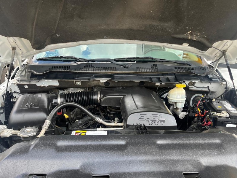 Ram 1500 Classic Vehicle Image 08